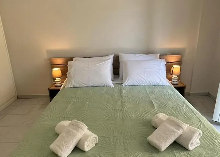 Makis Apartment Tsoukaládhes